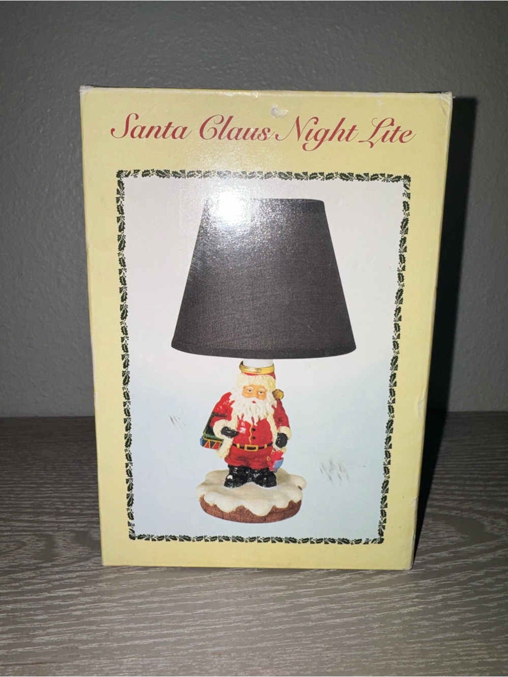 Vintage Holiday Santa Claus Night Light Green Shade -Table lamp